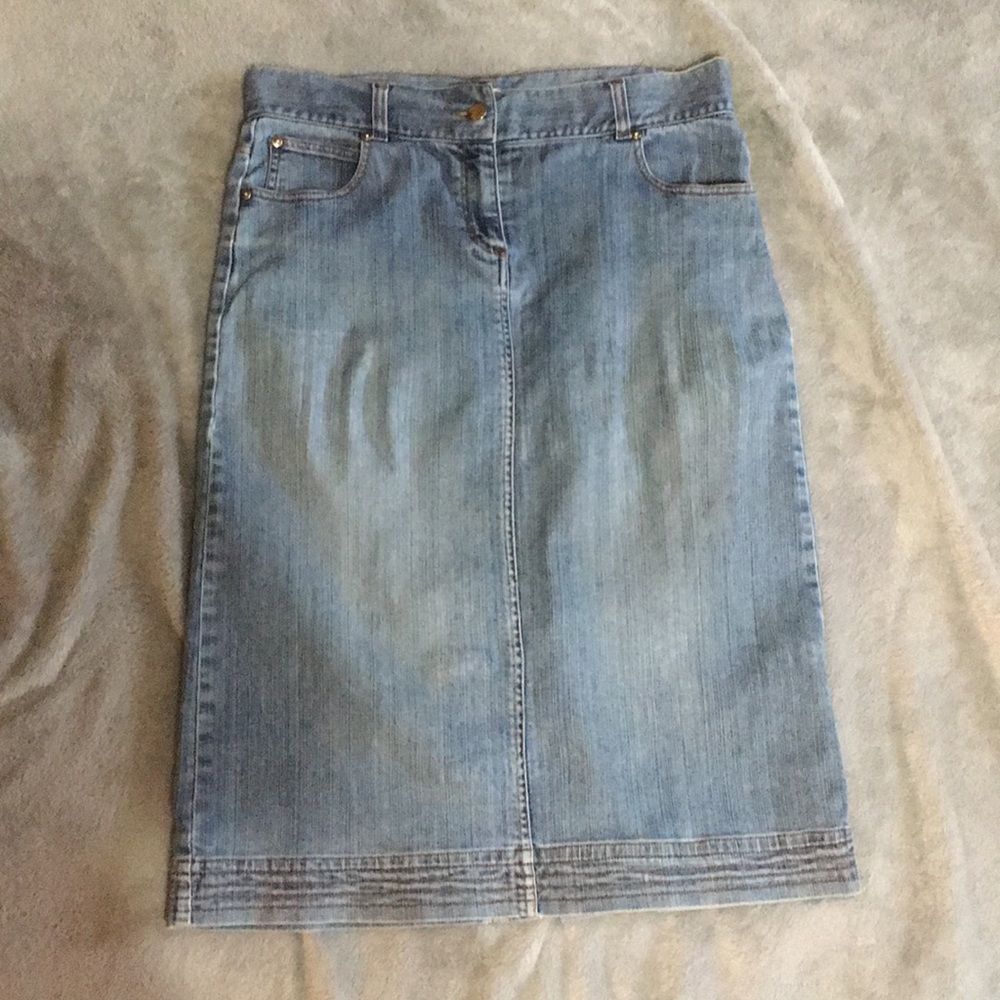 Women’s denim skirt.